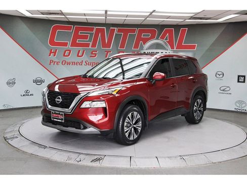 Used 2023 Nissan Rogue SV w/ SV Premium B Package FWD image 2