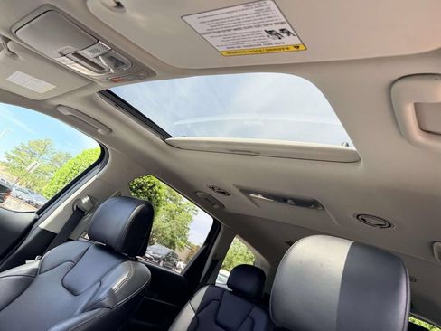 Used 2025 Kia Telluride S AWD/4WD image 27