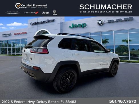 Certified 2022 Jeep Cherokee Latitude AWD/4WD image 7