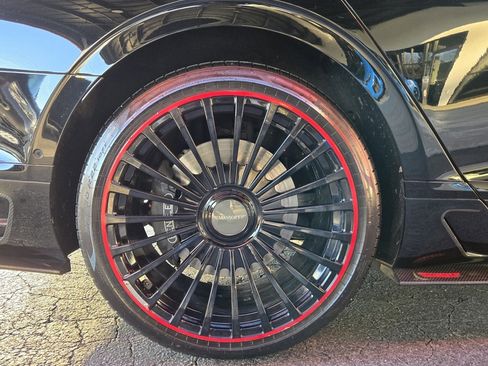 Used 2020 Bentley Flying Spur W12 image 16