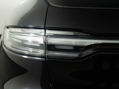 Used 2023 Porsche Macan GTS w/ GTS Sport Package image 11