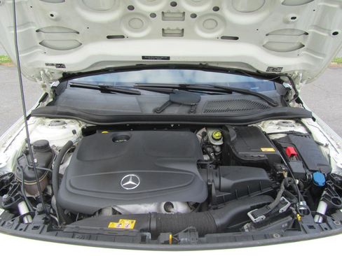 Used 2015 Mercedes-Benz GLA 250 4MATIC image 25
