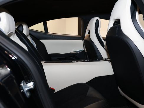 New 2025 Karma Revero Luxury image 15