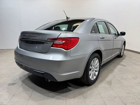 Used 2014 Chrysler 200 Limited image 6
