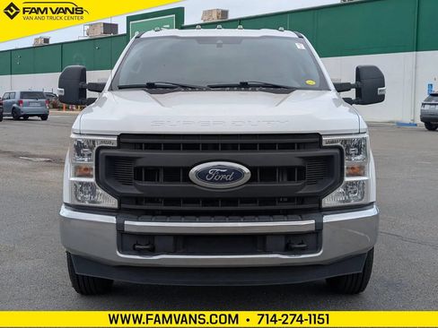 Used 2020 Ford F350 XL w/ Power Equipment Group RWD image 2