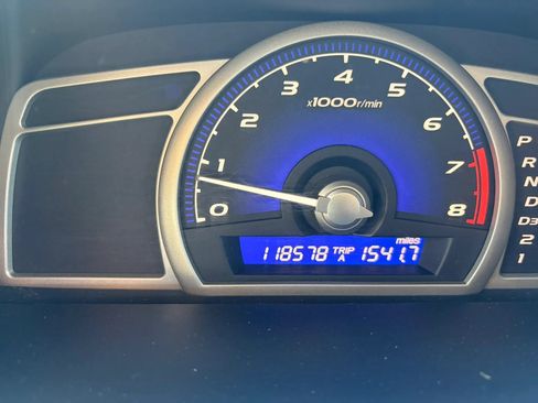 Used 2011 Honda Civic LX image 32