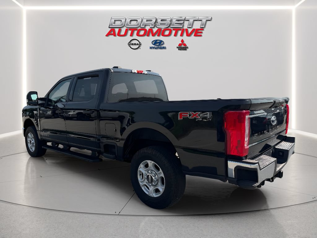 Used 2025 Ford F250 XLT w/ FX4 Off-Road Package AWD/4WD image 8