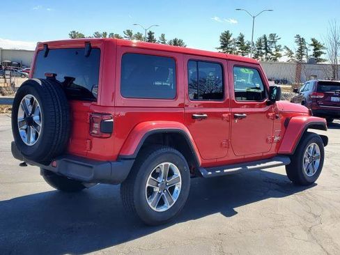 Used 2021 Jeep Wrangler Unlimited Sahara w/ LED Lighting Group AWD/4WD image 3