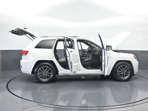 Used 2020 Jeep Grand Cherokee Overland image 77