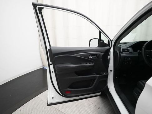 Certified 2025 Honda Ridgeline RTL+ image 27