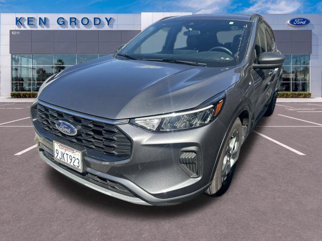 Used 2023 Ford Escape ST-Line w/ Equipment Group 301A FWD image 4
