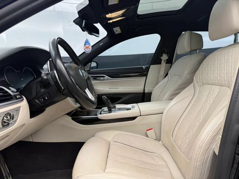 Used 2019 BMW 750i xDrive w/ Executive Package AWD/4WD image 14