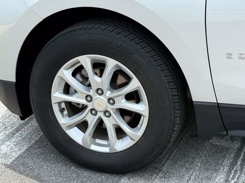 Used 2021 Chevrolet Equinox LT AWD/4WD image 9