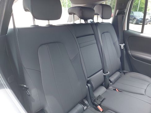 Certified 2025 Mercedes-Benz GLB 250 GLB 250 image 12