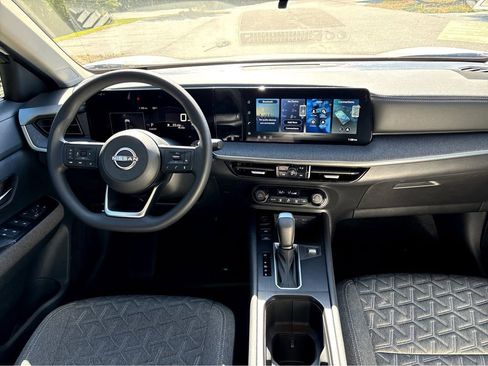 New 2026 Nissan Kicks SV w/ SV Premium Package FWD image 4