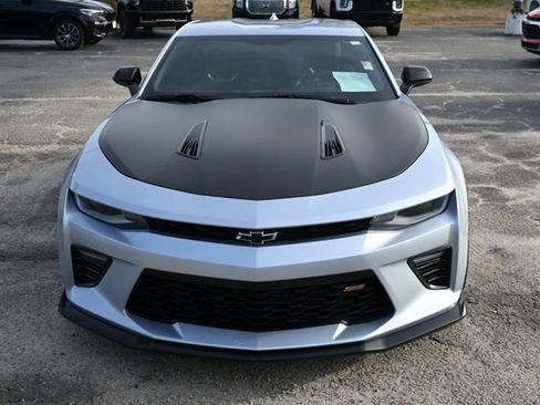Used 2018 Chevrolet Camaro SS image 8