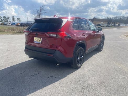 Used 2024 Toyota RAV4 LE image 6
