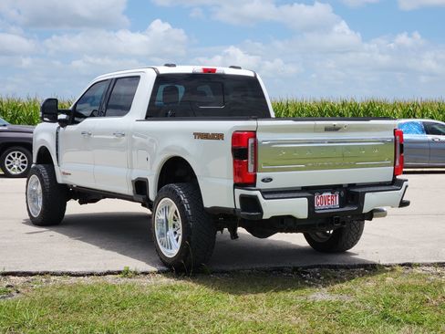 Used 2024 Ford F350 Platinum w/ Tremor Off-Road Package AWD/4WD image 5