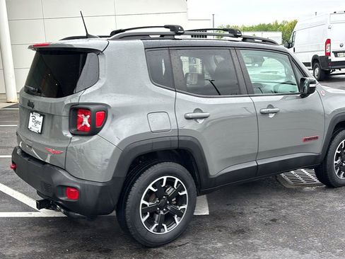 Used 2023 Jeep Renegade Trailhawk w/ Sun/Sound Group AWD/4WD image 29