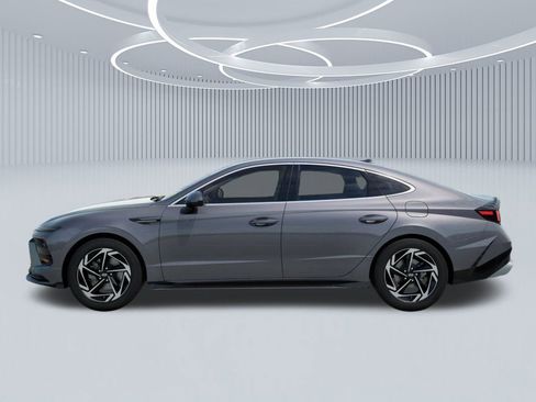 New 2026 Hyundai Sonata SEL image 3