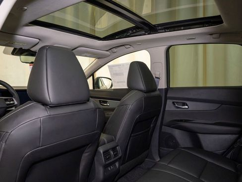 New 2026 Nissan Murano SL image 11