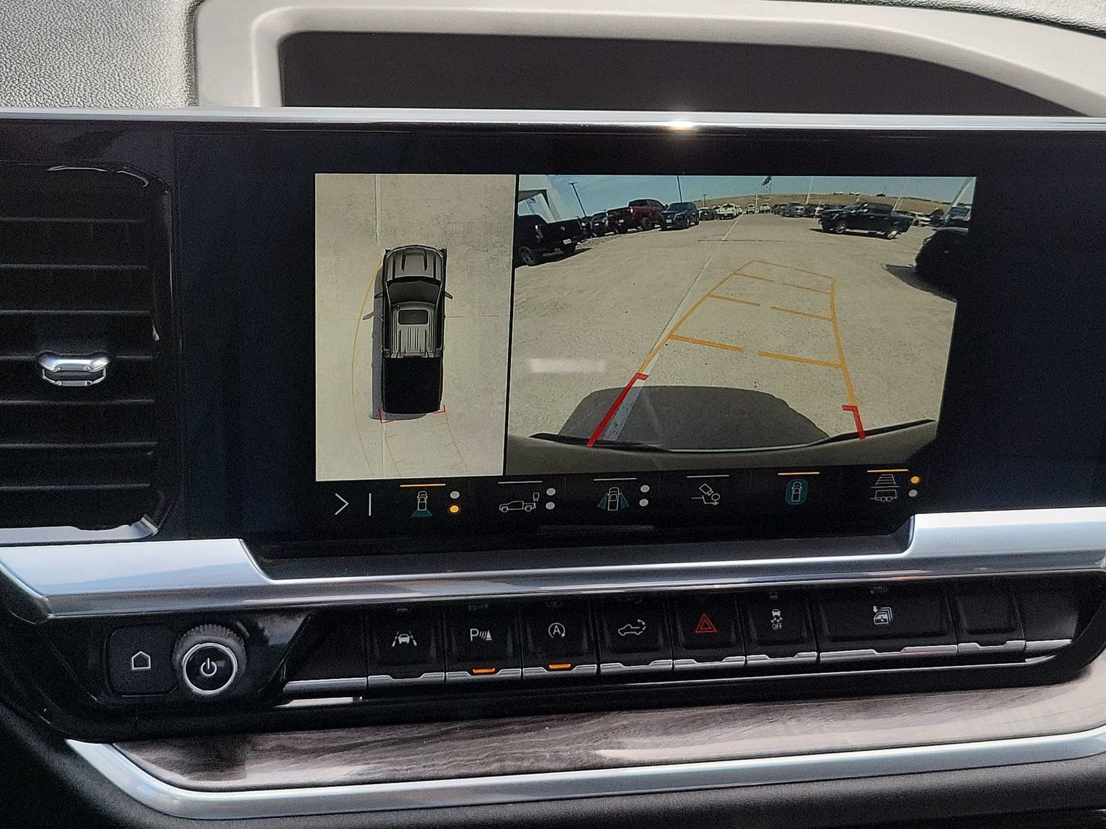 Used 2022 Chevrolet Silverado 1500 LTZ AWD/4WD image 14
