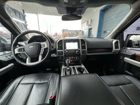 Used 2018 Ford F150 Lariat w/ Equipment Group 502A Luxury image 14