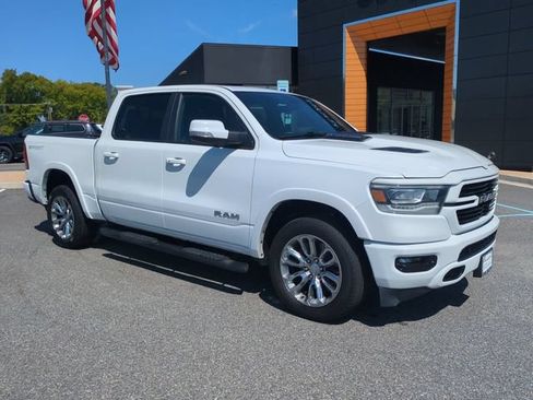 Used 2022 RAM 1500 Laramie w/ Sport Appearance Package AWD/4WD image 2