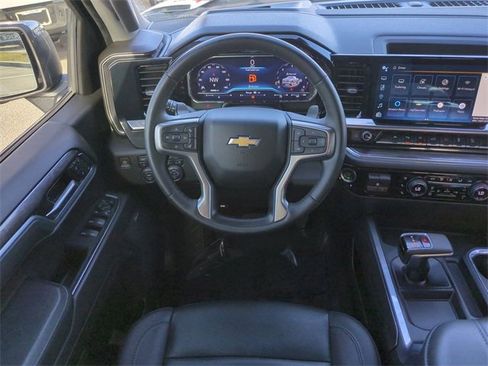 Used 2023 Chevrolet Silverado 1500 LTZ image 16