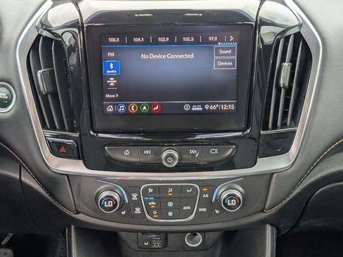 Used 2021 Chevrolet Traverse RS w/ LPO, Floor Liner Package AWD/4WD image 18