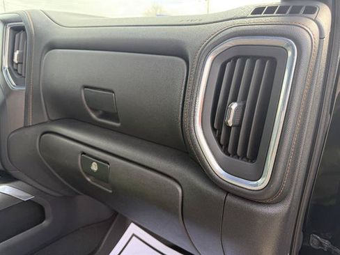 Used 2021 GMC Sierra 1500 AT4 w/ AT4 Premium Package AWD/4WD image 21