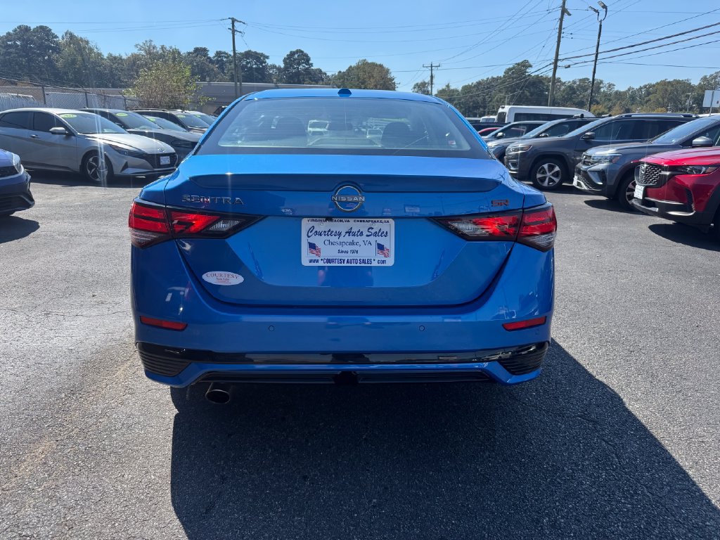 Used 2025 Nissan Sentra SR FWD image 9