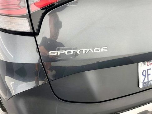 Used 2023 Kia Sportage EX FWD image 30