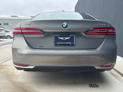Used 2024 BMW 530i xDrive w/ Premium Package AWD/4WD image 5