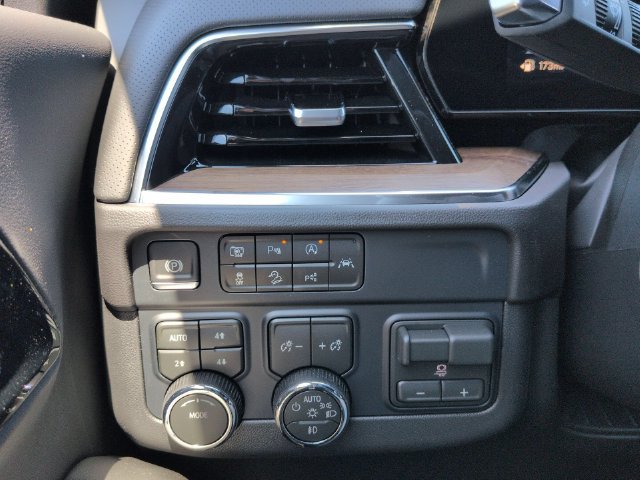 New 2026 Chevrolet Tahoe High Country w/ Sun And Tow Package AWD/4WD image 20