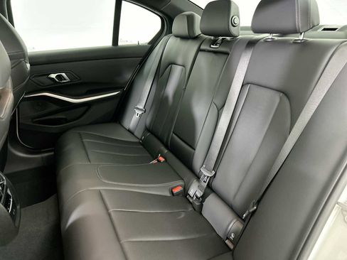 Used 2025 BMW 330i xDrive Sedan w/ Premium Package image 25