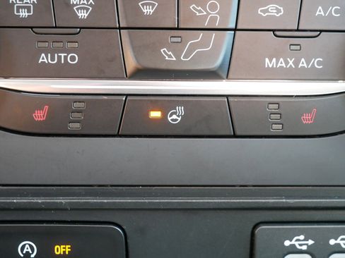 Used 2020 Ford EcoSport SES AWD/4WD image 31