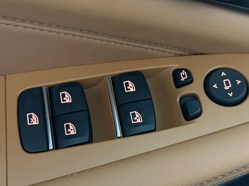 Used 2023 BMW X5 xDrive45e w/ Executive Package image 13