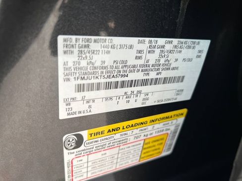 Used 2018 Ford Expedition Limited w/ Equipment Group 302A RWD image 41