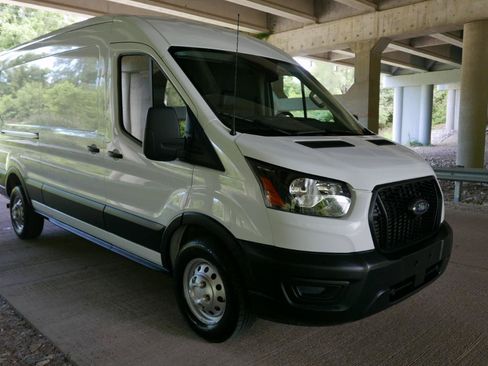 Used 2024 Ford Transit 250 148 Medium Roof Extended AWD image 22