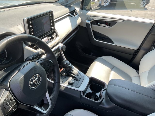 Used 2021 Toyota RAV4 Limited AWD/4WD image 25