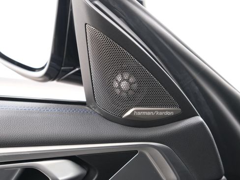 Used 2022 BMW M440i Convertible RWD image 31