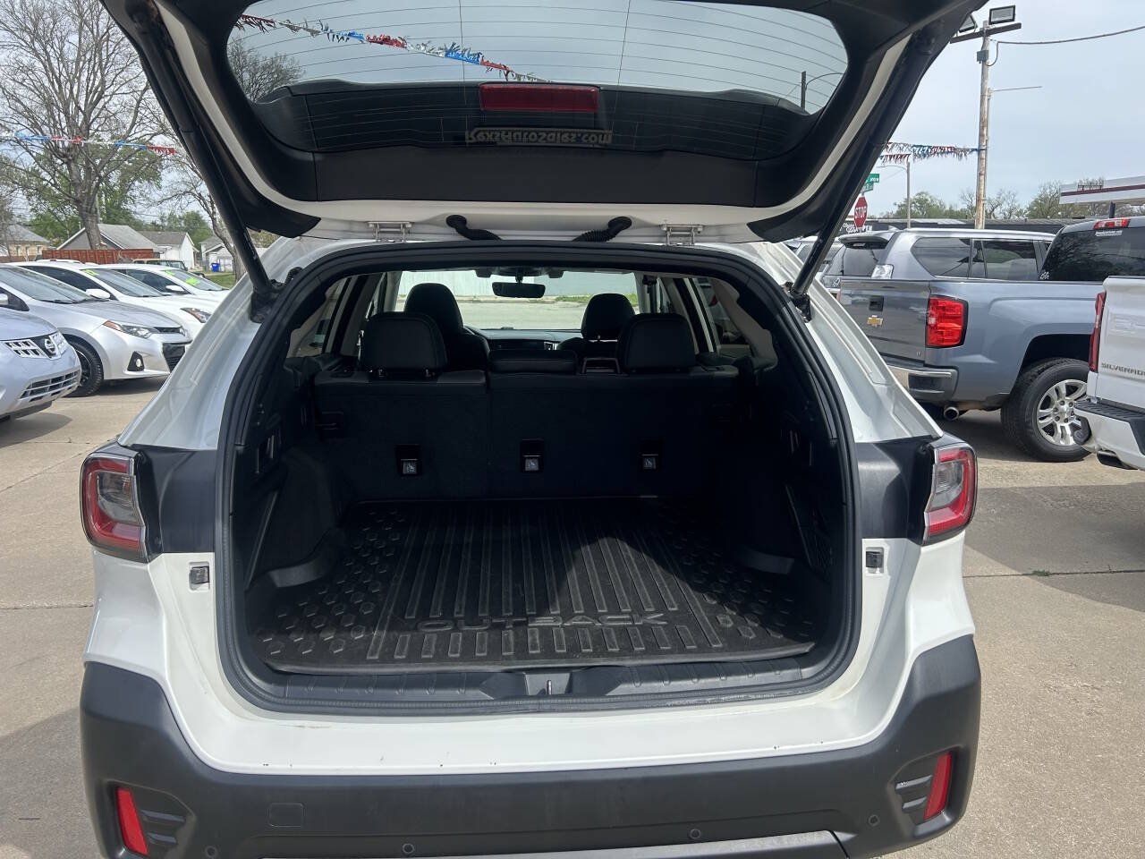 Used 2020 Subaru Outback Onyx Edition XT AWD/4WD image 9