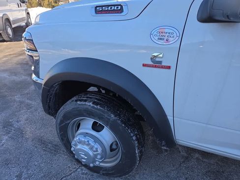 New 2025 RAM 5500 Tradesman AWD/4WD image 27