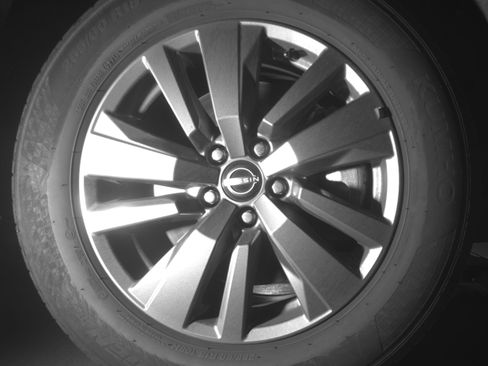 Used 2025 Nissan Pathfinder SV image 13