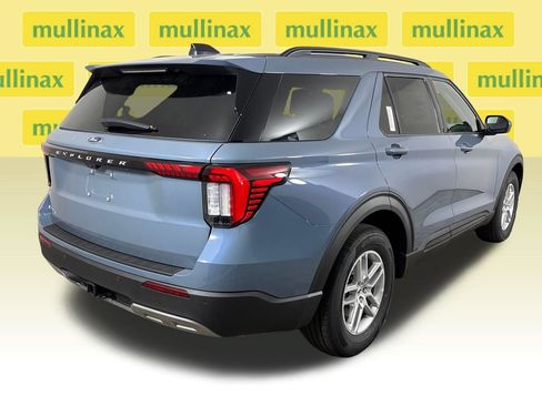 New 2026 Ford Explorer Active w/ Active Comfort Package RWD image 4