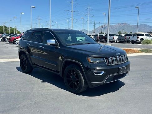 Used 2018 Jeep Grand Cherokee Limited w/ Luxury Group II AWD/4WD image 9
