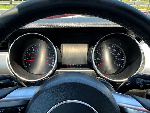 Used 2019 Ford Mustang Premium RWD image 12