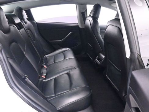 Used 2019 Tesla Model 3 Long Range image 17