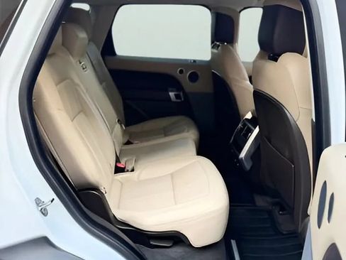 Used 2018 Land Rover Range Rover Sport Supercharged AWD/4WD image 22